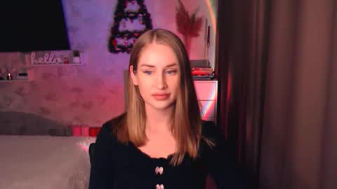 Anna online show from December 5, 7:00 pm