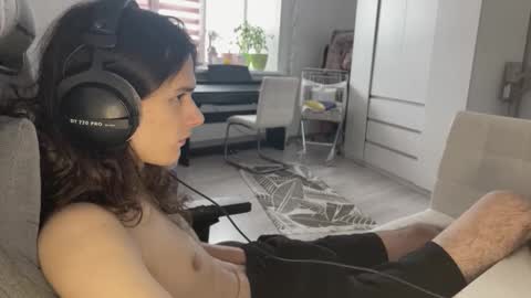 hi  cum in pvt noi extra tip online show from February 2, 10:44 am