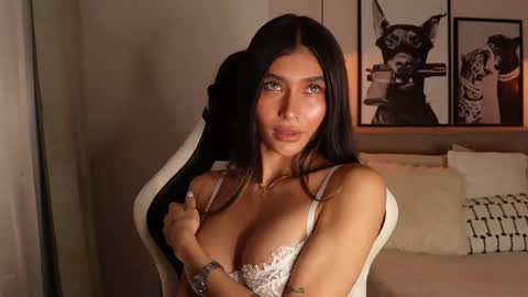 My name is Alexa. Please say hello I like to chat with you. If you have requests please use tip online show from November 9, 10:34 pm