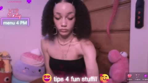 Peach online show from May 26, 3:01 am