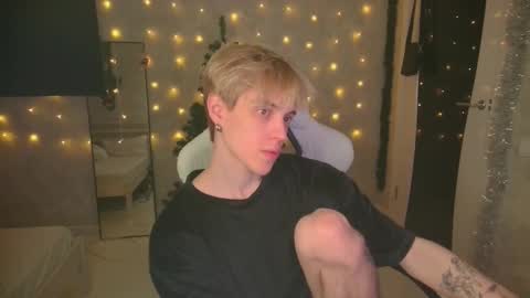 abslut online show from January 12, 3:19 pm