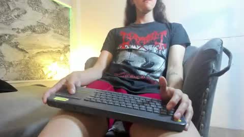 Snapshot of abyss_king chatting on September 30, 11:37 pm abyss_king online show from September 30, 11:37 pm