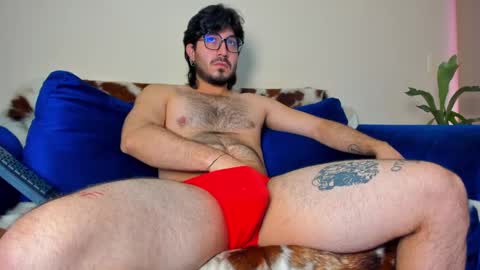 R. online show from March 8, 3:13 pm