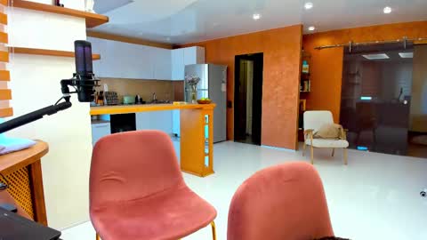 Ada   online show from February 22, 12:18 pm