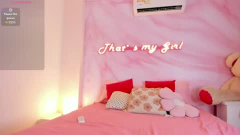 Adalyn Cute online show from June 22, 11:39 am