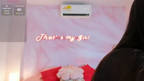 Adalyn Cute online show from July 14, 11:48 am
