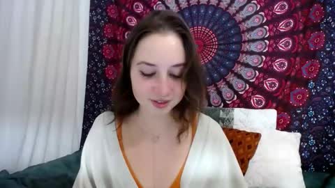 Adalyn online show from November 19, 7:34 pm