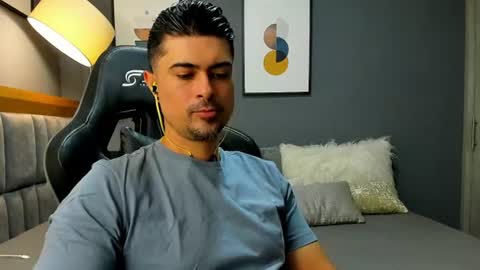 adam clarke online show from July 31, 2:23 am