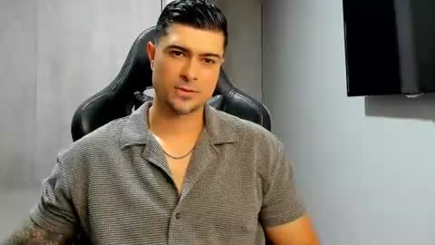 adam clarke online show from July 28, 7:39 am