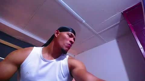 adam_fit19cm online show from July 28, 2:13 pm