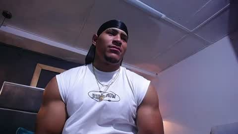 adam_fit19cm online show from June 22, 1:51 pm
