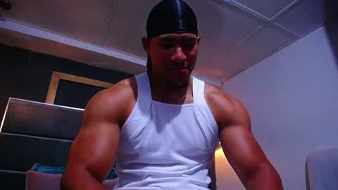 adam_fit19cm online show from July 10, 2:22 pm