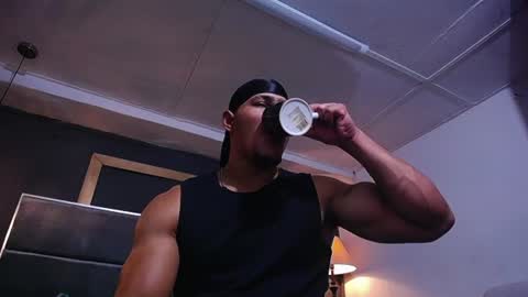 adam_fit19cm online show from June 19, 2:23 pm