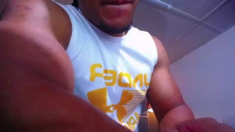 adam_fit19cm online show from July 1, 1:42 pm