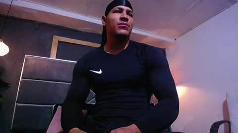 adam_fit19cm online show from July 29, 2:06 pm
