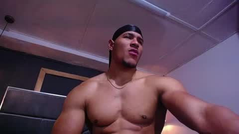 adam_fit19cm online show from June 13, 2:49 pm