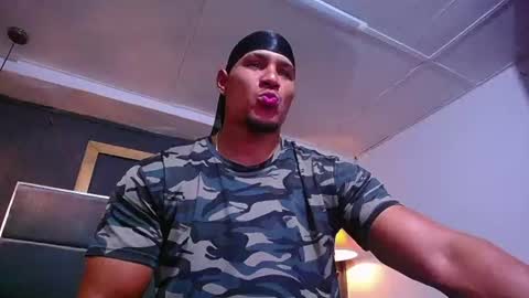 adam_fit19cm online show from July 13, 1:36 pm