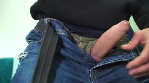 adam_fucks online show from March 18, 5:02 am