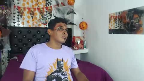 adam_morgan2 online show from October 22, 7:22 am