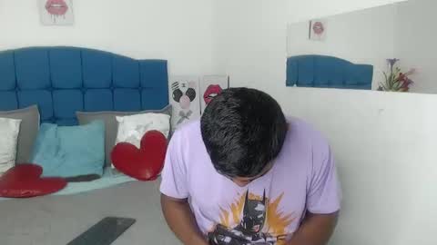 adam_morgan2 online show from November 18, 3:31 am