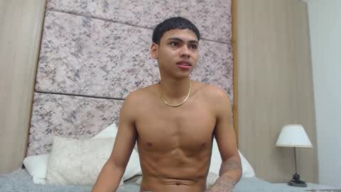 adam_piarse online show from February 24, 2:03 am