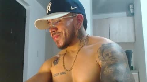 adam shilder7 online show from June 21, 4:30 am