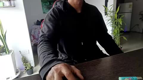 Adam Valencia online show from January 12, 4:47 pm