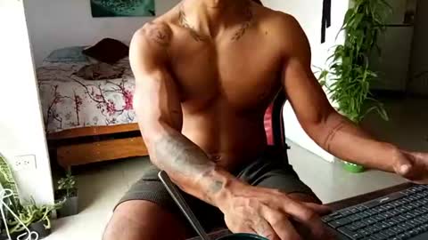 Adam Valencia online show from July 31, 3:13 pm