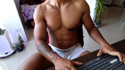 Adam Valencia online show from January 18, 1:42 pm