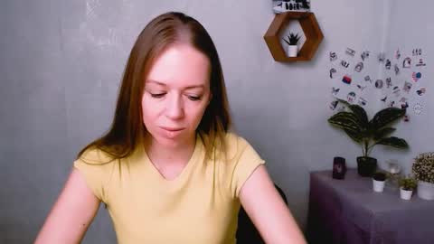 Snapshot of adamais_ chatting on September 15, 4:47 am adamais_ online show from September 15, 4:47 am
