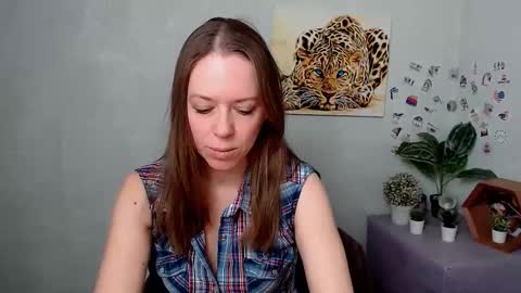 adamais_ online show from February 23, 7:54 am