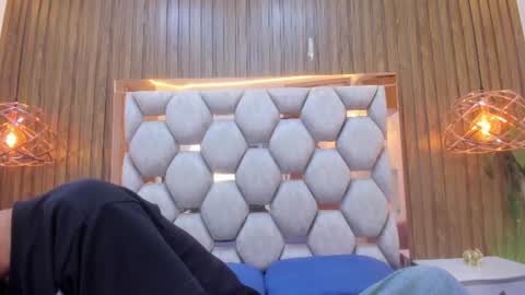 Adams Bobby online show from July 4, 11:25 am