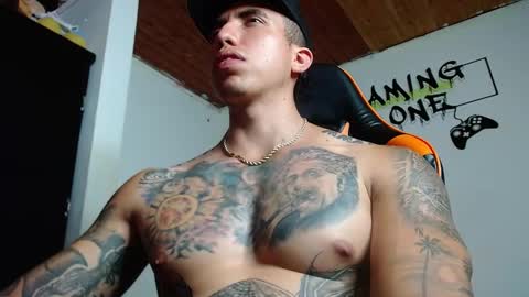 Snapshot of adan_hudson chatting on February 11, 5:07 pm Anderson online show from February 11, 5:07 pm