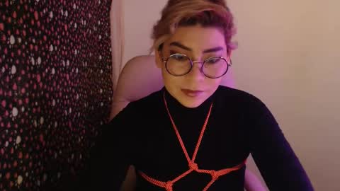 adan_romanoff online show from May 22, 9:16 am