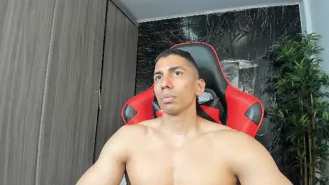 Adan Sin online show from June 16, 7:18 pm