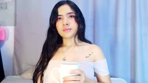  Adara Johnson  online show from November 7, 11:56 am