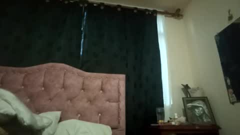 adda_lovee online show from May 4, 11:00 pm