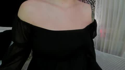 Snapshot of adeelinee chatting on September 26, 7:55 pm Ade online show from September 26, 7:55 pm