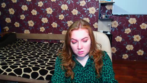 Adel online show from December 2, 8:50 pm