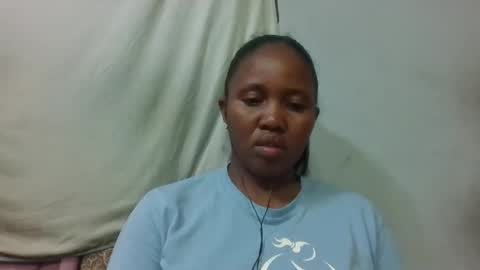 adelealy online show from April 28, 2:38 am