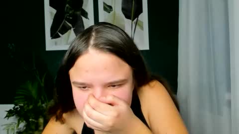 adelecruzz online show from February 20, 1:02 pm