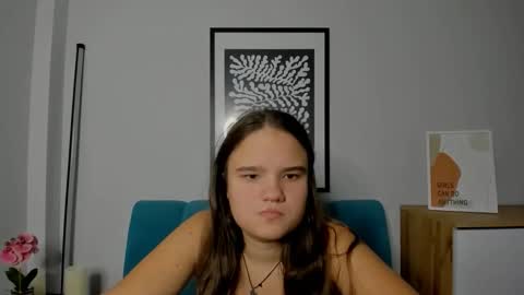 adelecruzz online show from November 8, 1:36 pm