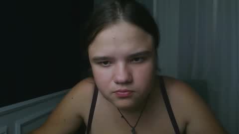 Snapshot of adelecruzz chatting on September 13, 12:29 pm adelecruzz online show from September 13, 12:29 pm