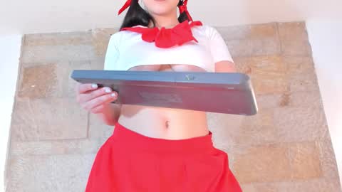 Adeele Brooke online show from March 18, 12:11 pm