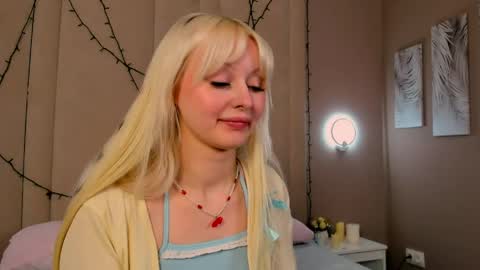adelesilvy online show from April 28, 2:27 am