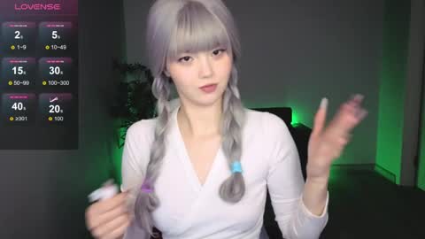 adelina__flower online show from May 5, 2:40 am