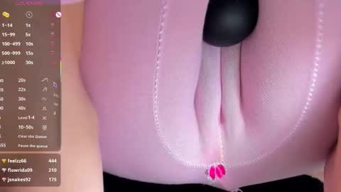 adelinaconte1 online show from February 24, 2:42 pm