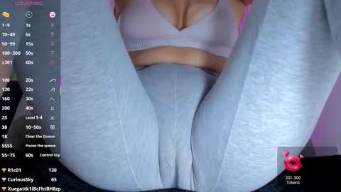 adelinaconte1 online show from February 25, 3:48 pm