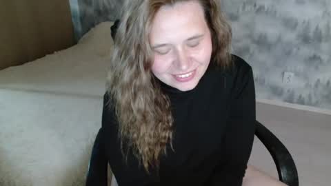 adelinalawson online show from June 27, 12:22 pm