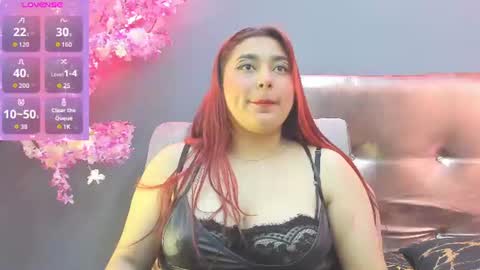 adeline_collins15 online show from June 25, 8:58 pm